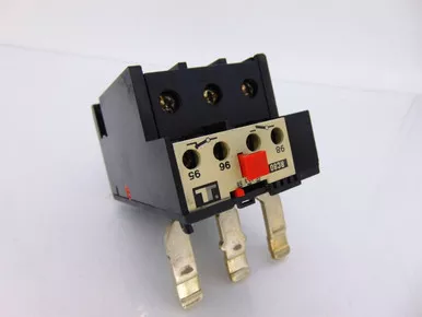 LOVATO RC80/3 RELAY